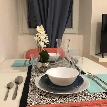 T1 Bis Proche Gare Et Centre Apartmán Lurdy